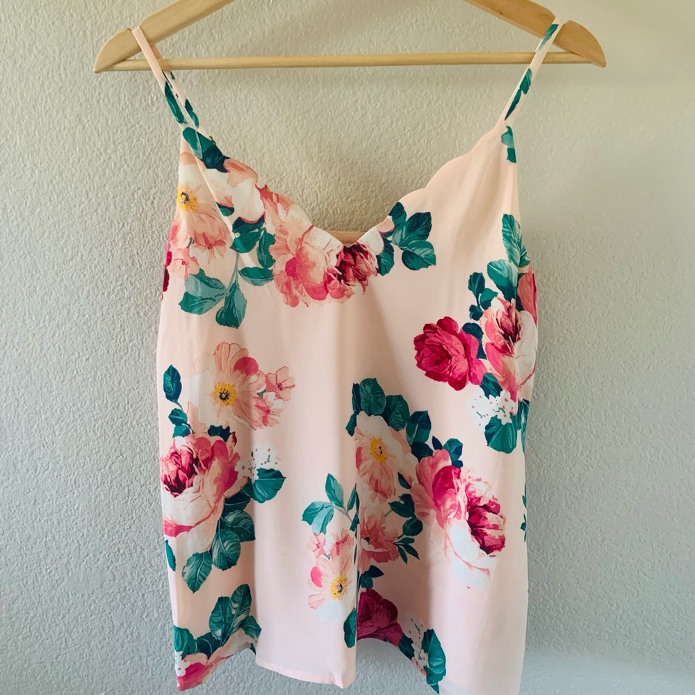 Socialite Vneck Floral Summer Tank Top Size XS
